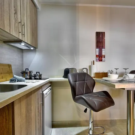 Central Suites In Saint Julians, Malta *