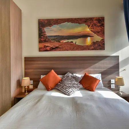 Central Suites In Saint Julians, Malta