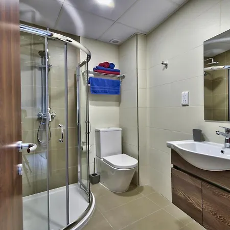 Central Suites In Saint Julians, Malta