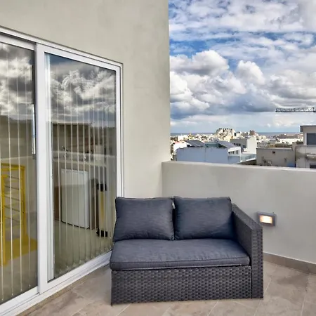 Central Suites In Saint Julians, Malta سليمة